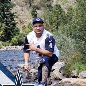 Meet your Posher, Jonathan